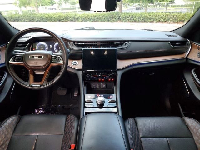 2023 Jeep Grand Cherokee Summit
