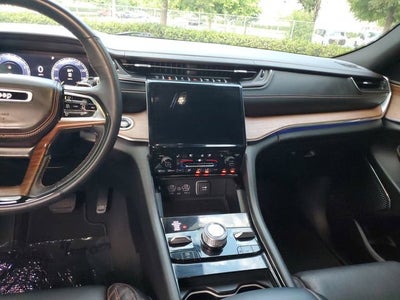 2023 Jeep Grand Cherokee Summit