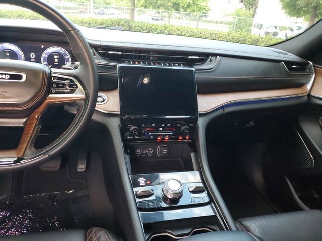 2023 Jeep Grand Cherokee Summit
