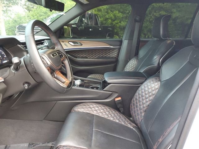 2023 Jeep Grand Cherokee Summit