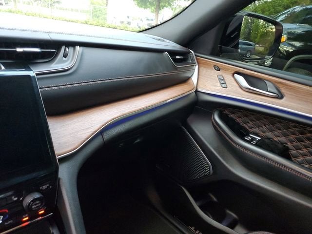 2023 Jeep Grand Cherokee Summit