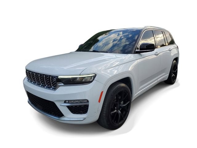 2023 Jeep Grand Cherokee Summit