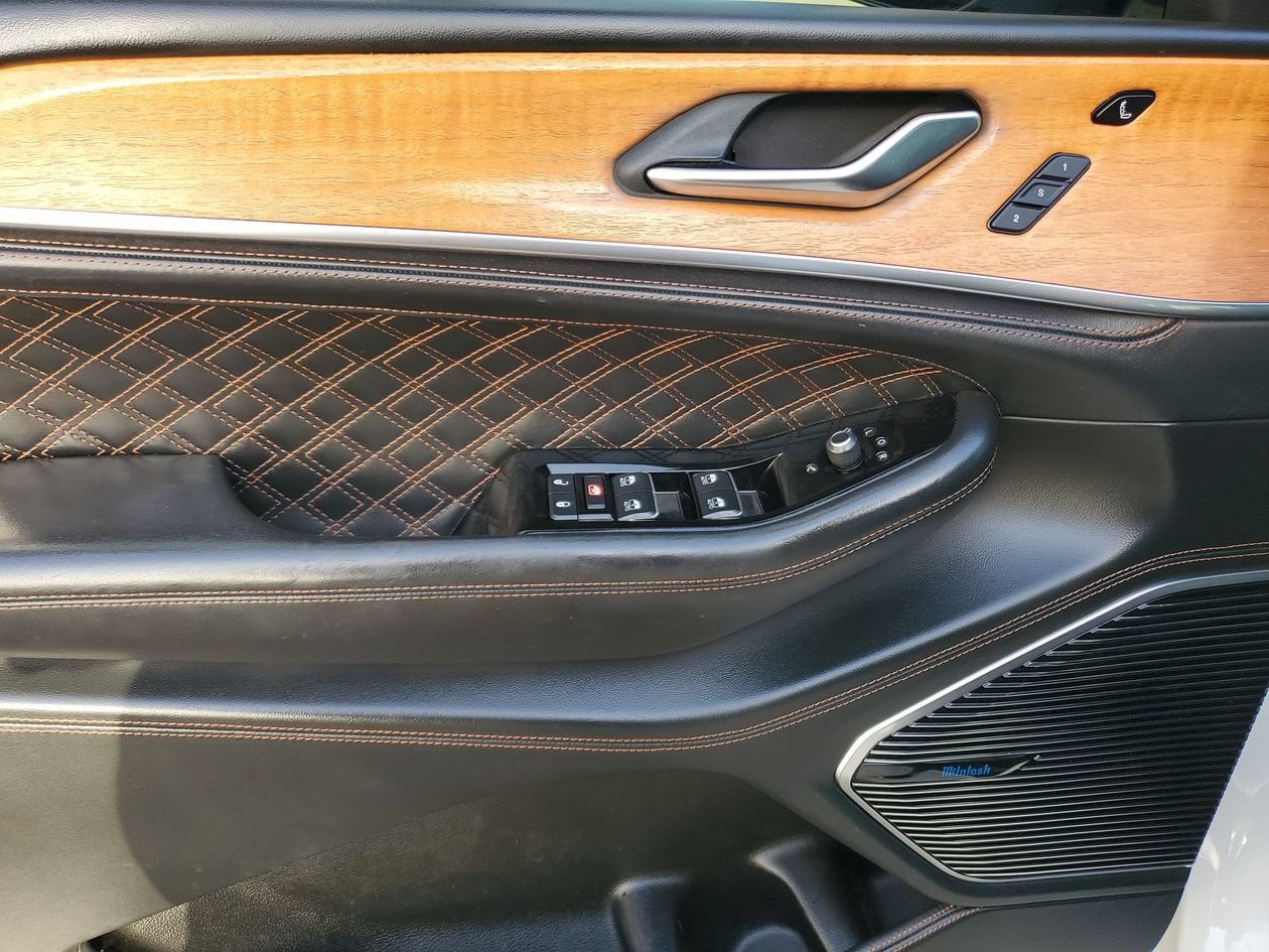 2022 Jeep Grand Cherokee Summit Reserve