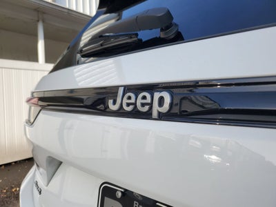 2022 Jeep Grand Cherokee Summit Reserve