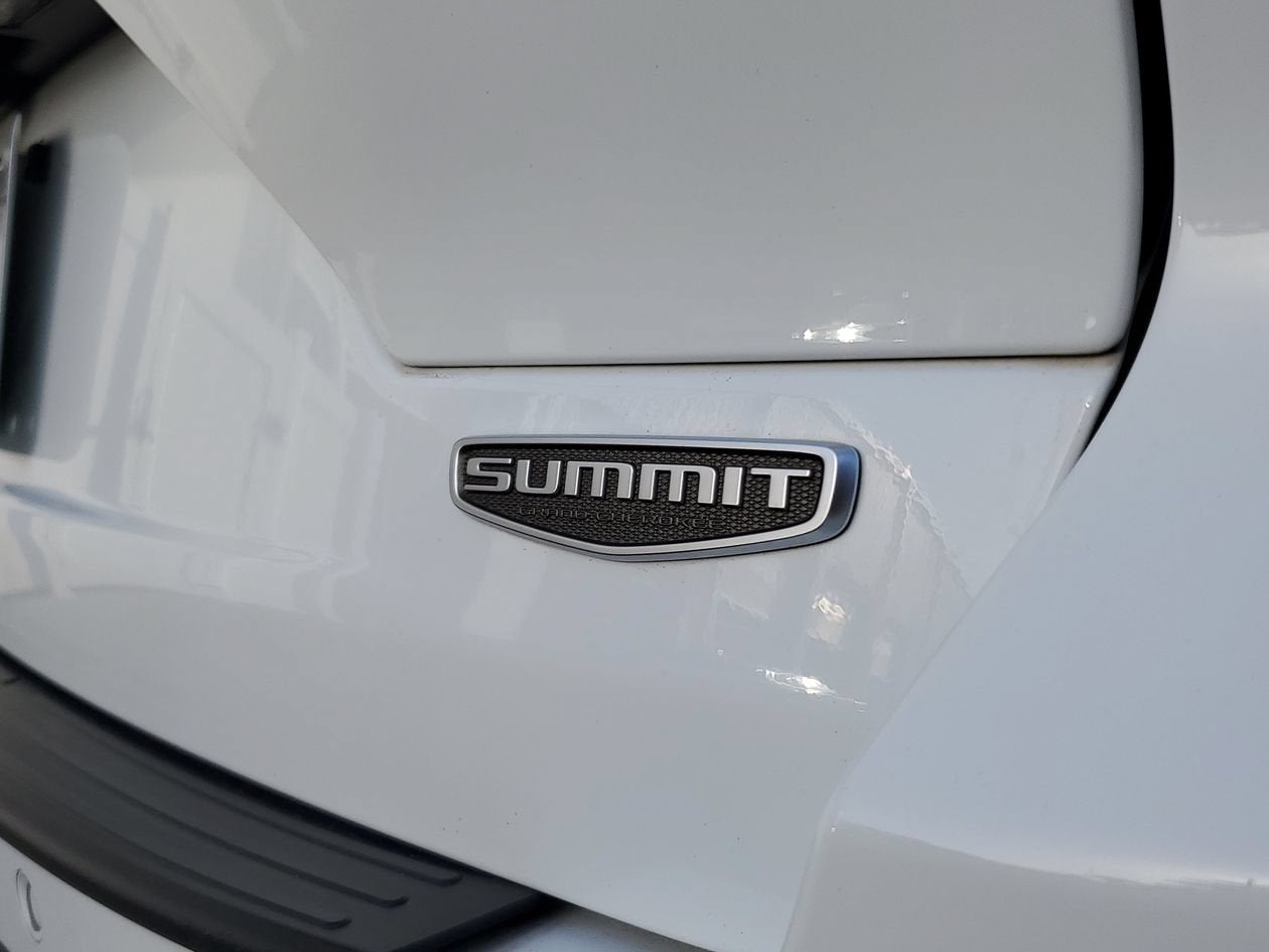 2022 Jeep Grand Cherokee Summit Reserve