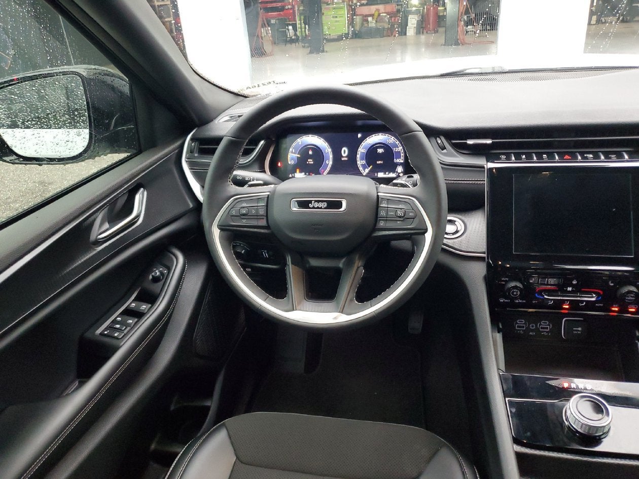 2025 Jeep Grand Cherokee L Altitude