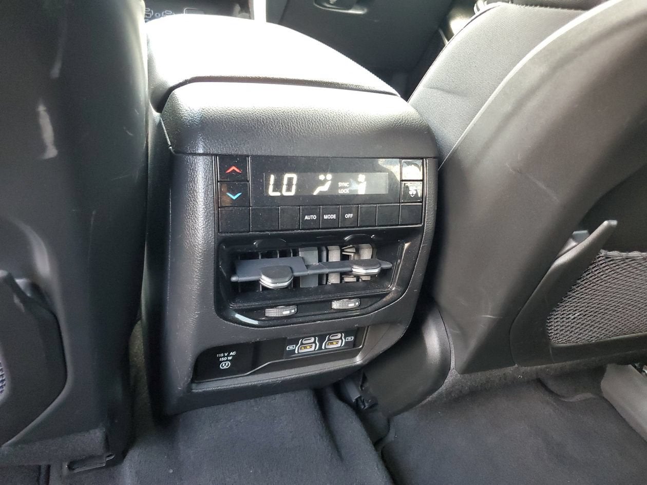 2022 Jeep Grand Cherokee L Altitude