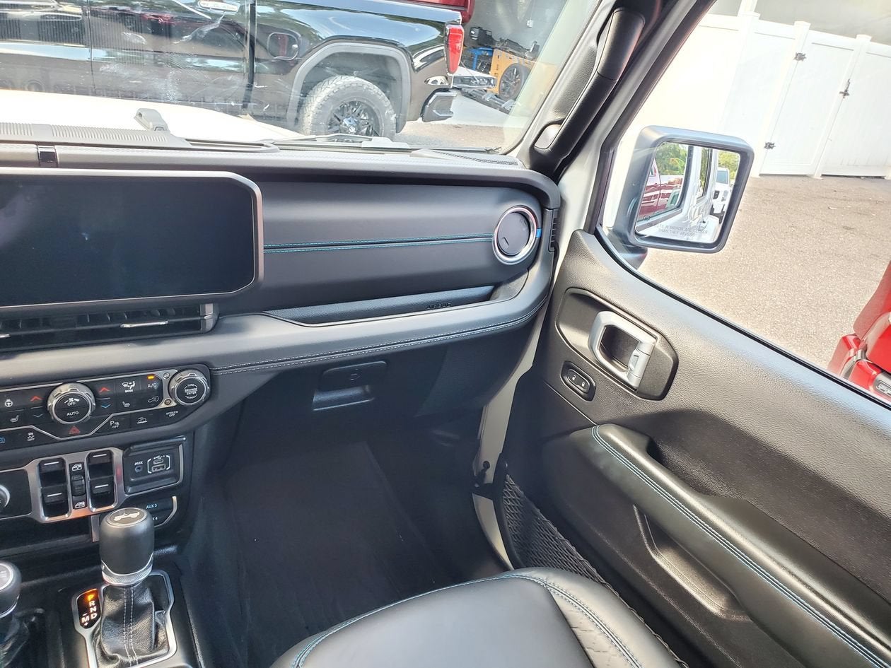 2024 Jeep Wrangler 4xe Summit 4xe