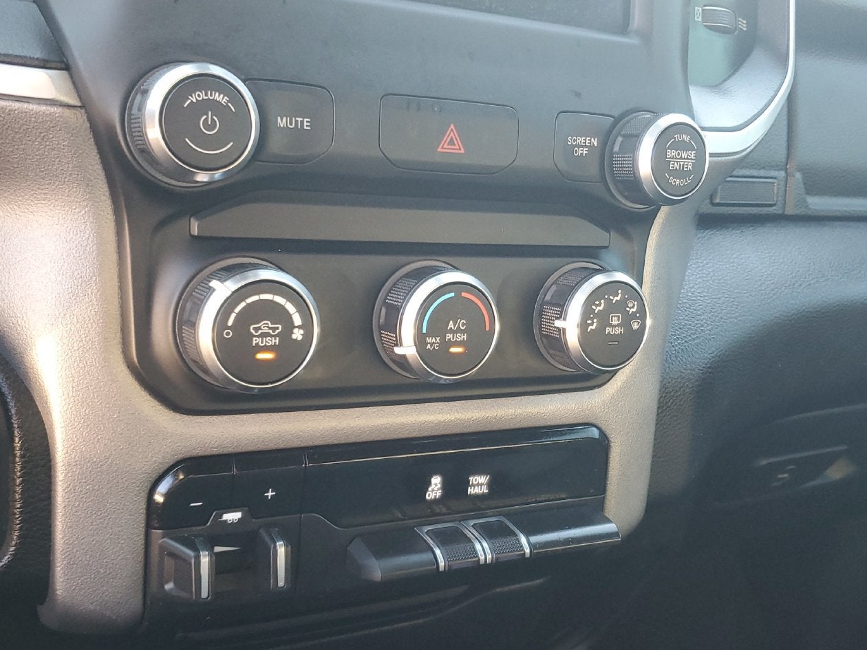 2021 RAM 1500 Big Horn Crew Cab 4x2 5'7" Box