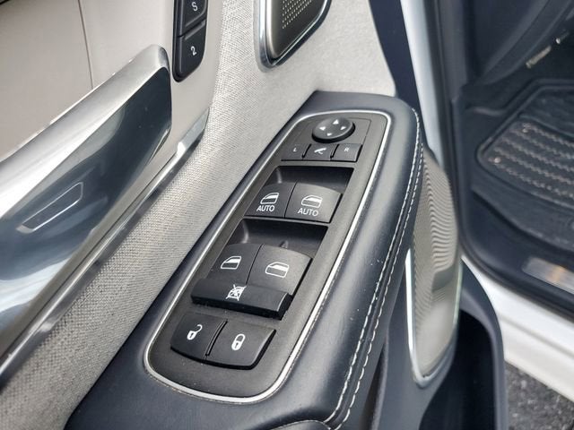 2022 RAM 1500 Limited Crew Cab 4x2 5'7" Box