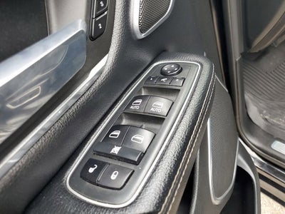 2021 RAM 1500 Laramie Crew Cab 4x2 5'7" Box