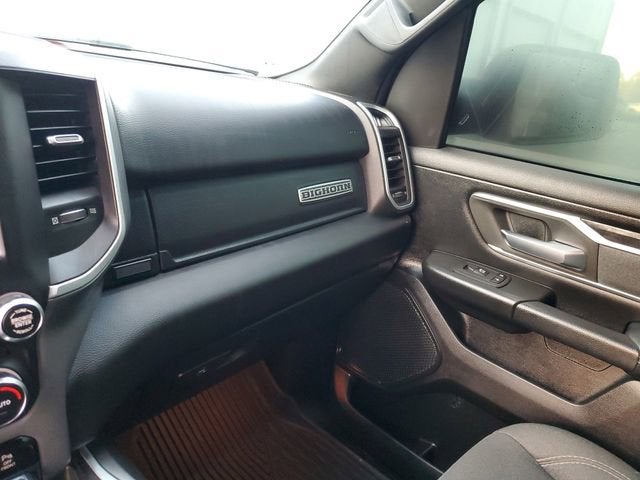 2020 RAM 1500 Big Horn Crew Cab 4x4 5'7" Box