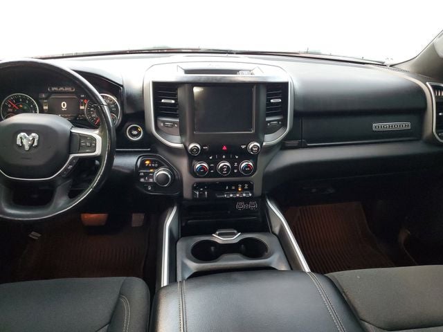 2020 RAM 1500 Big Horn Crew Cab 4x4 5'7" Box