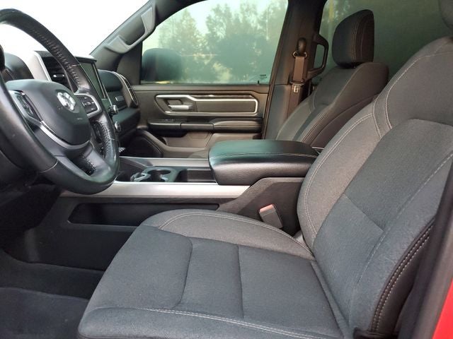 2020 RAM 1500 Big Horn Crew Cab 4x4 5'7" Box