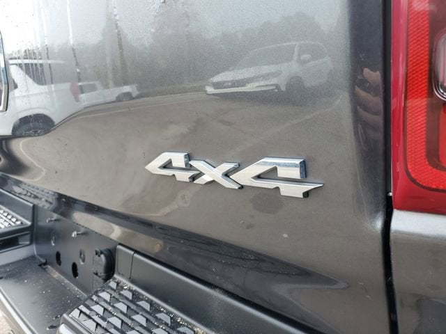 2022 RAM 1500 Laramie Crew Cab 4x4 6'4" Box