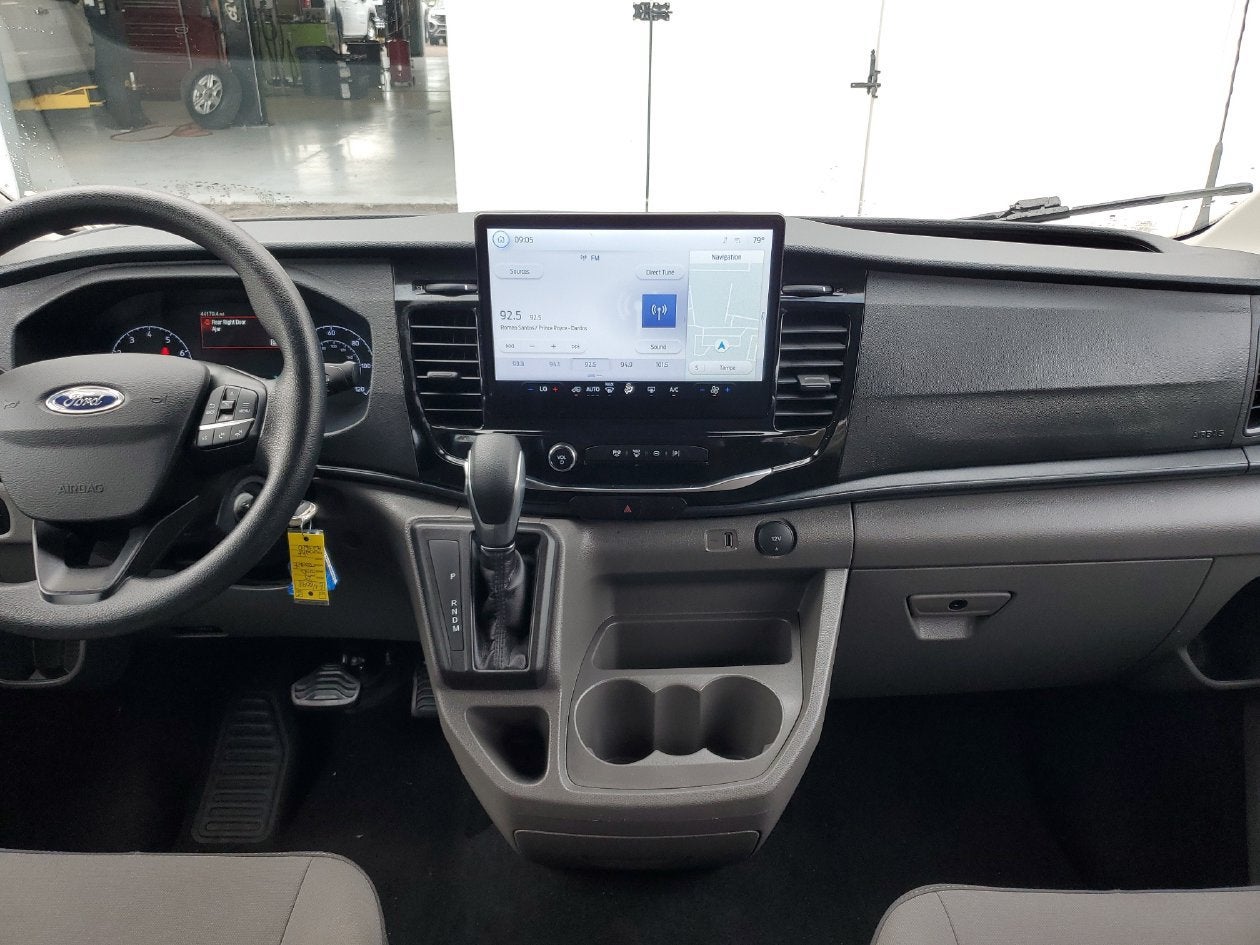 2025 Ford Transit Passenger Wagon XL