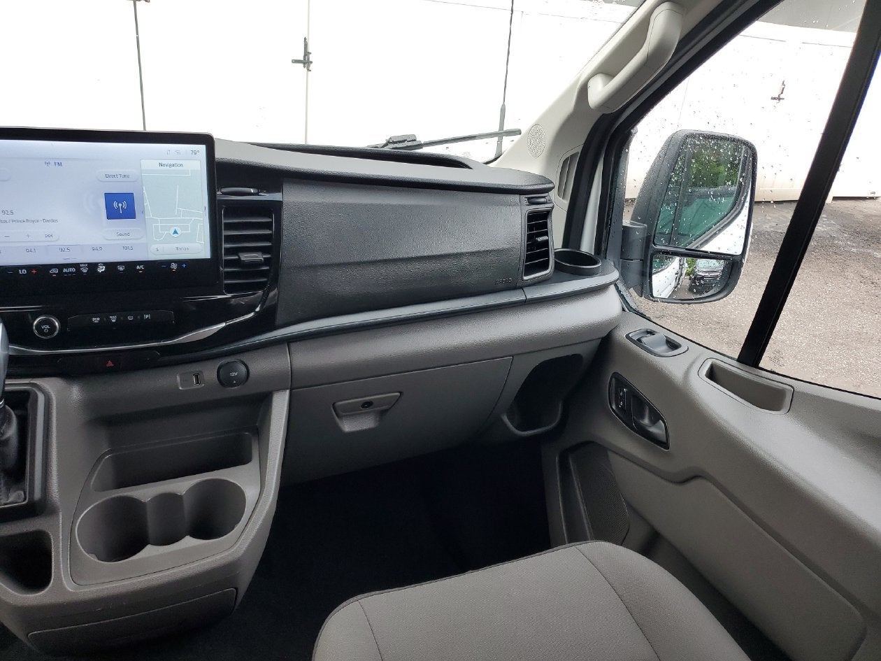 2025 Ford Transit Passenger Wagon XL