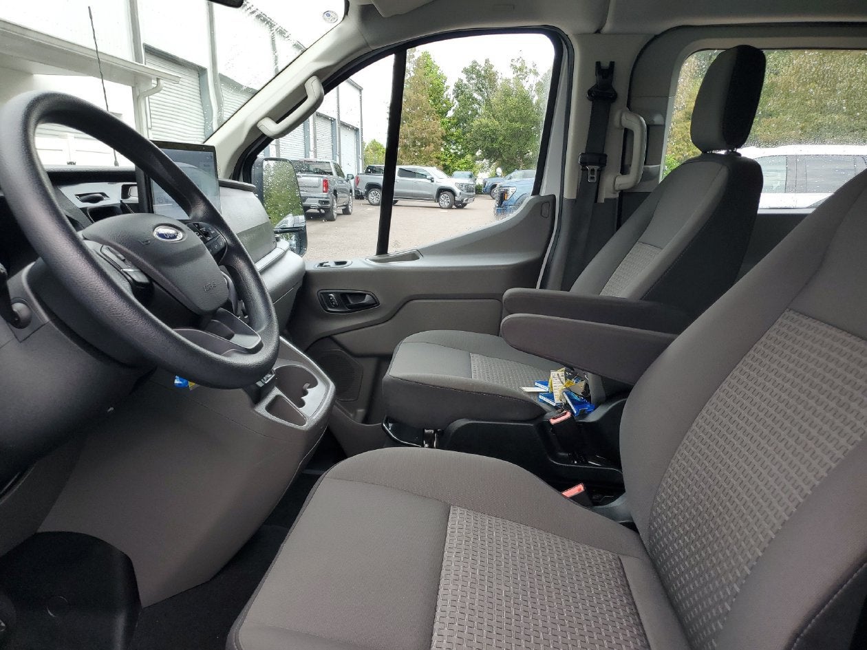 2025 Ford Transit Passenger Wagon XL