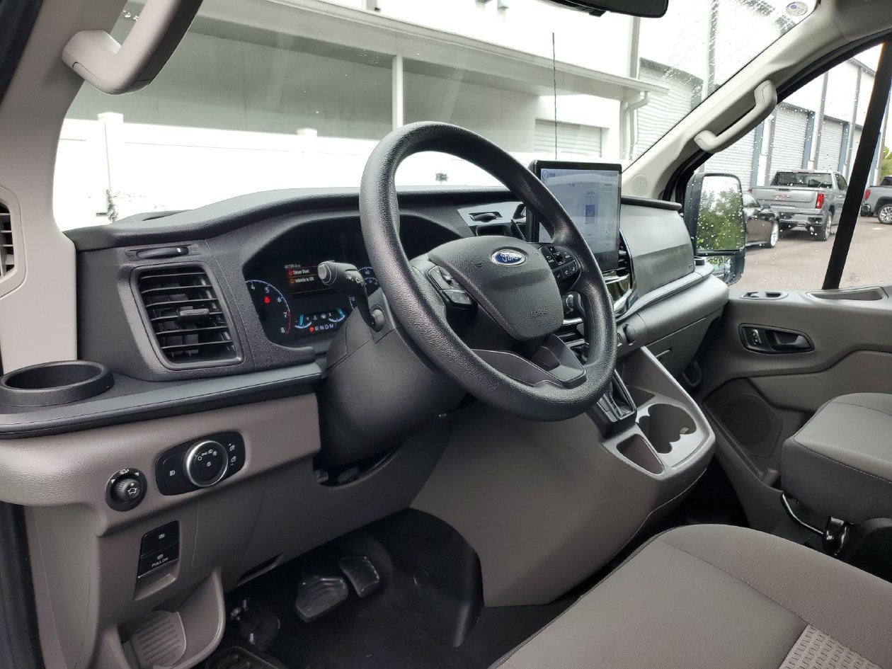 2025 Ford Transit Passenger Wagon XL
