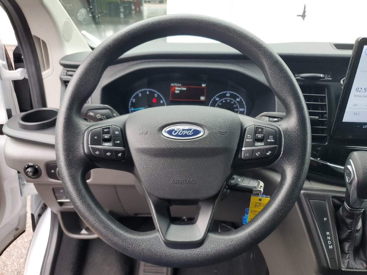 2025 Ford Transit Passenger Wagon XL