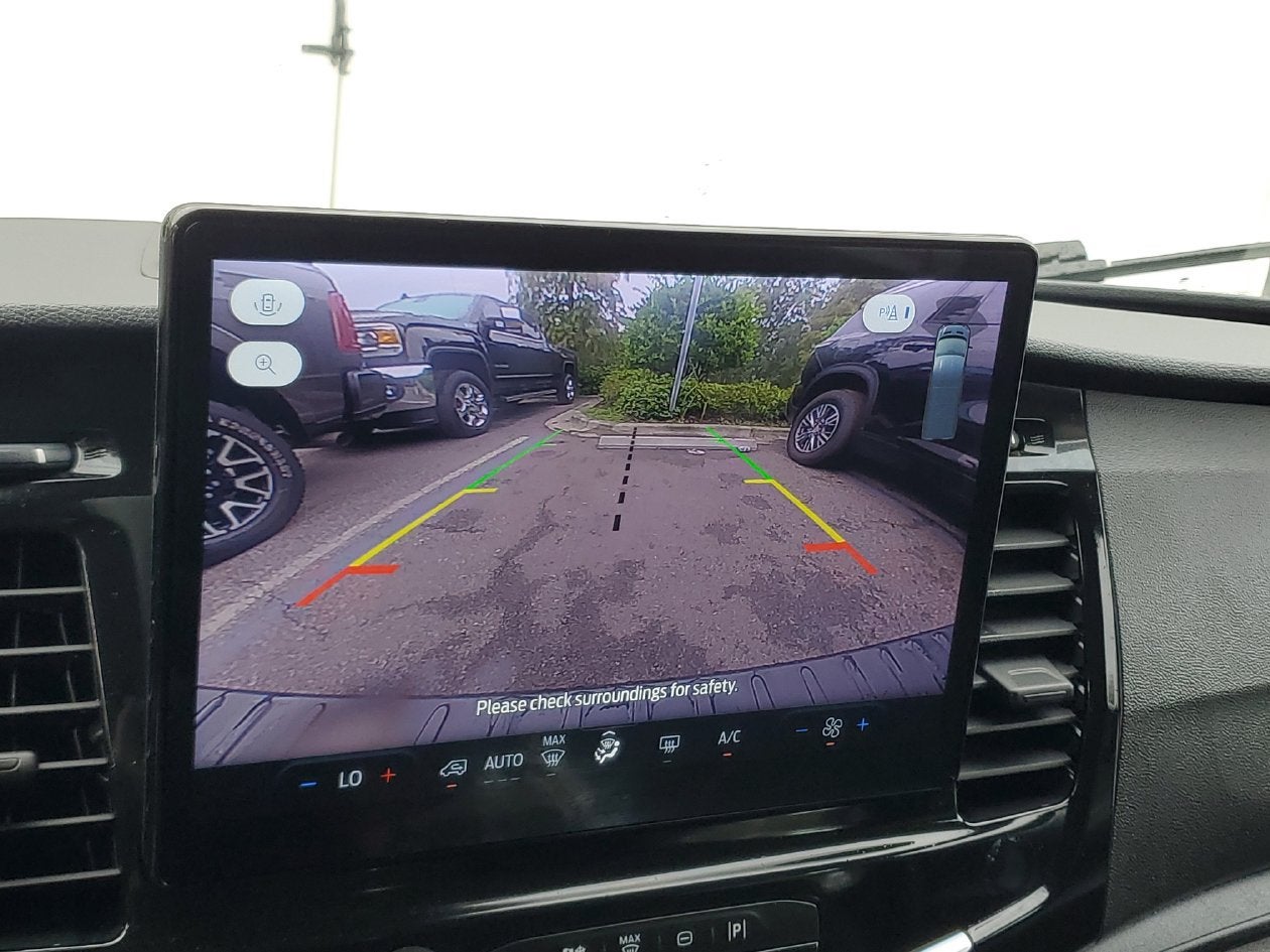 2025 Ford Transit Passenger Wagon XL
