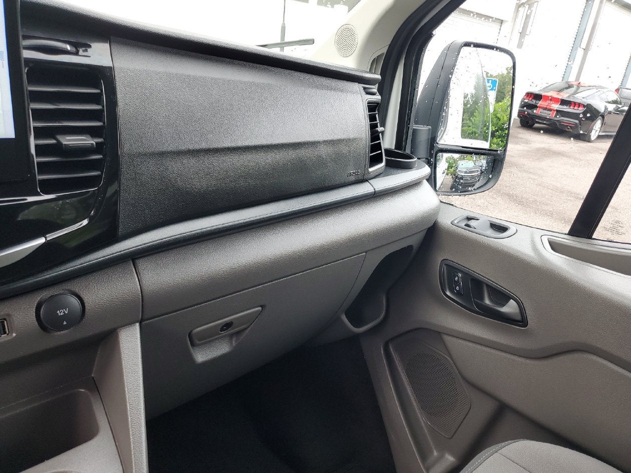2025 Ford Transit Passenger Wagon XL