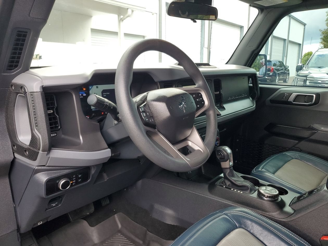 2023 Ford Bronco Base