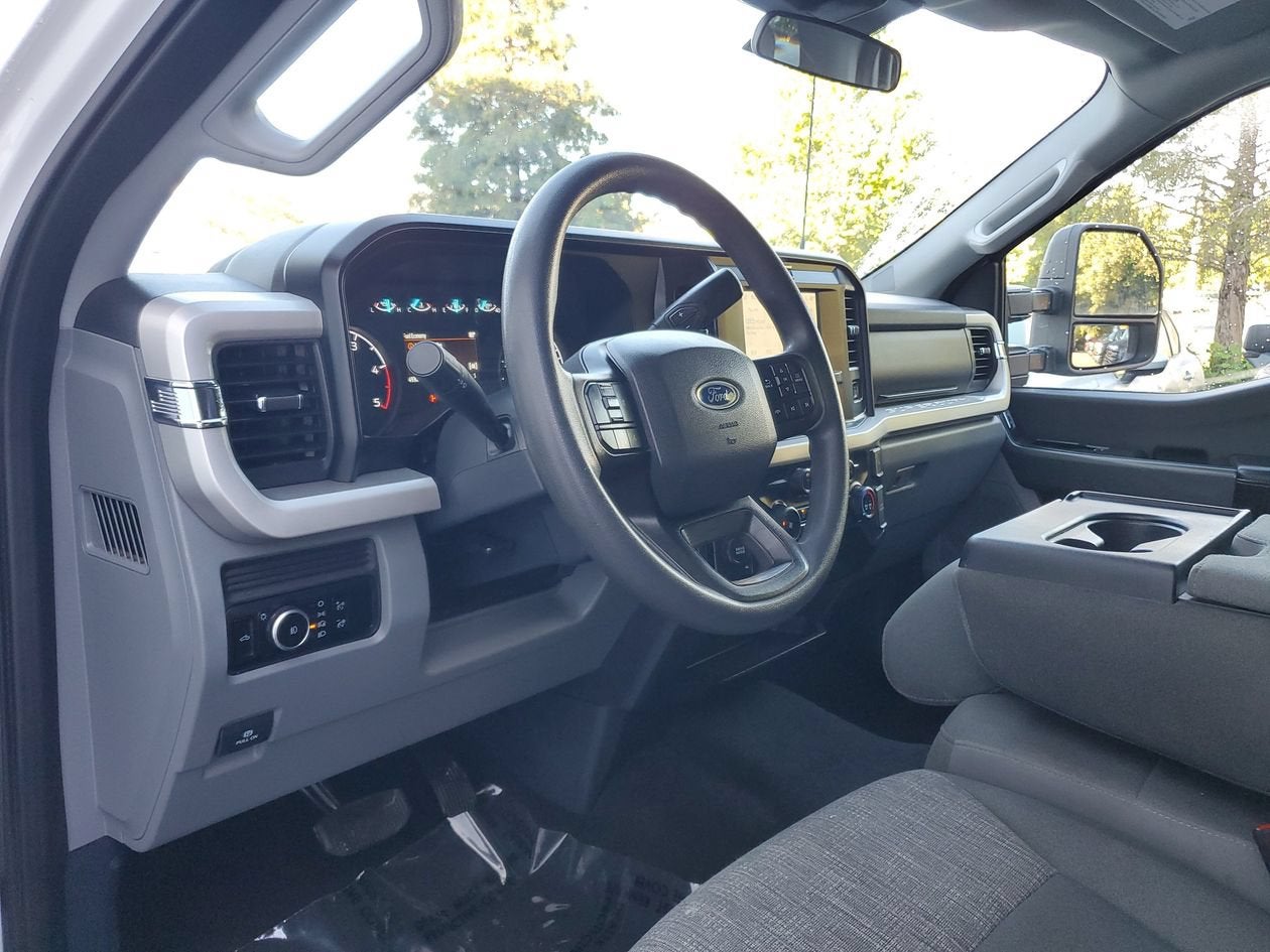 2025 Ford Super Duty F-250 SRW XL