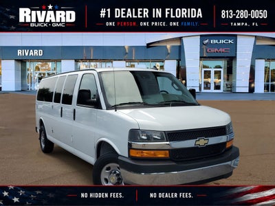 2025 Chevrolet Express Passenger 1LT