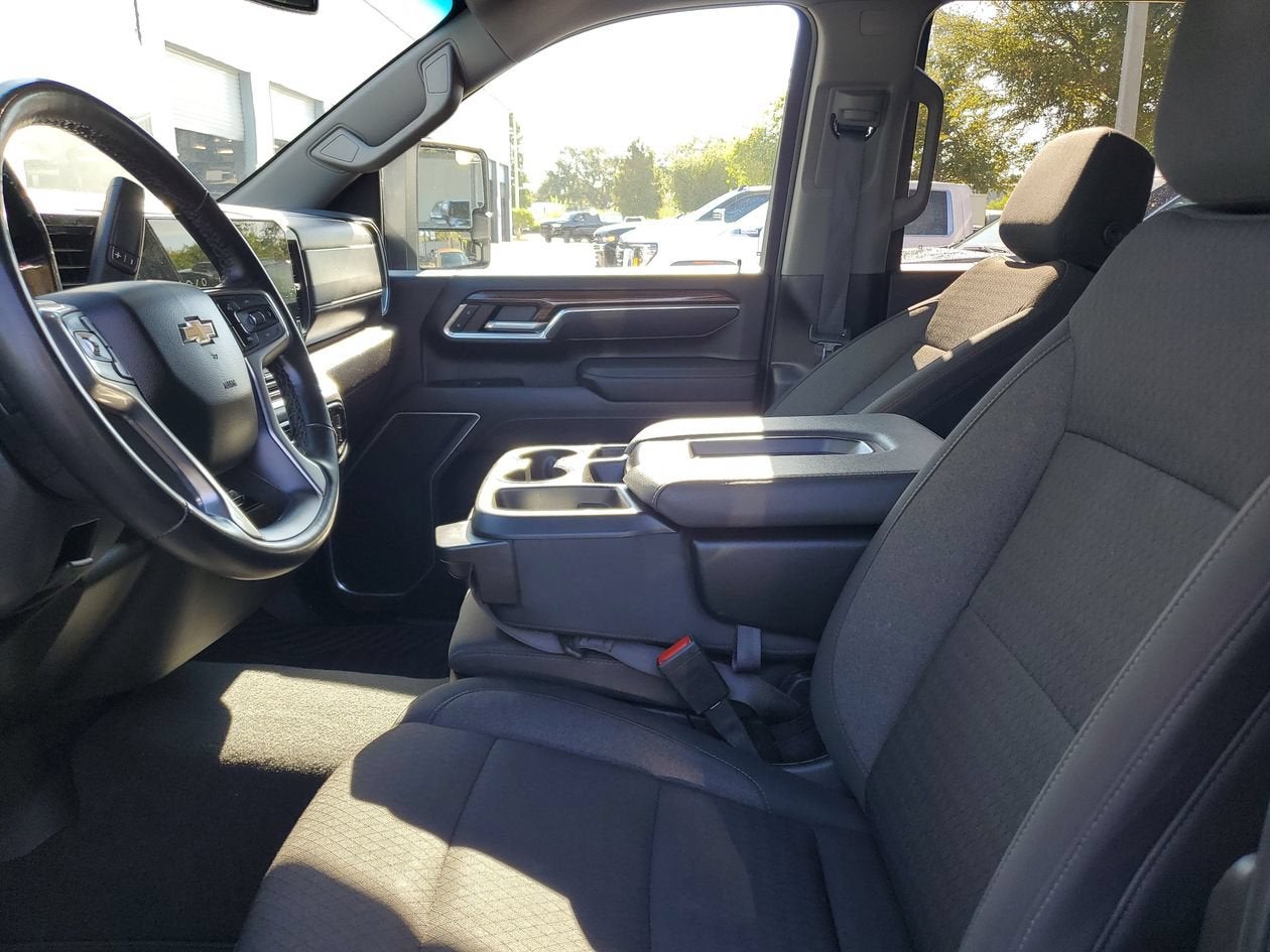 2025 Chevrolet Silverado 3500 HD LT