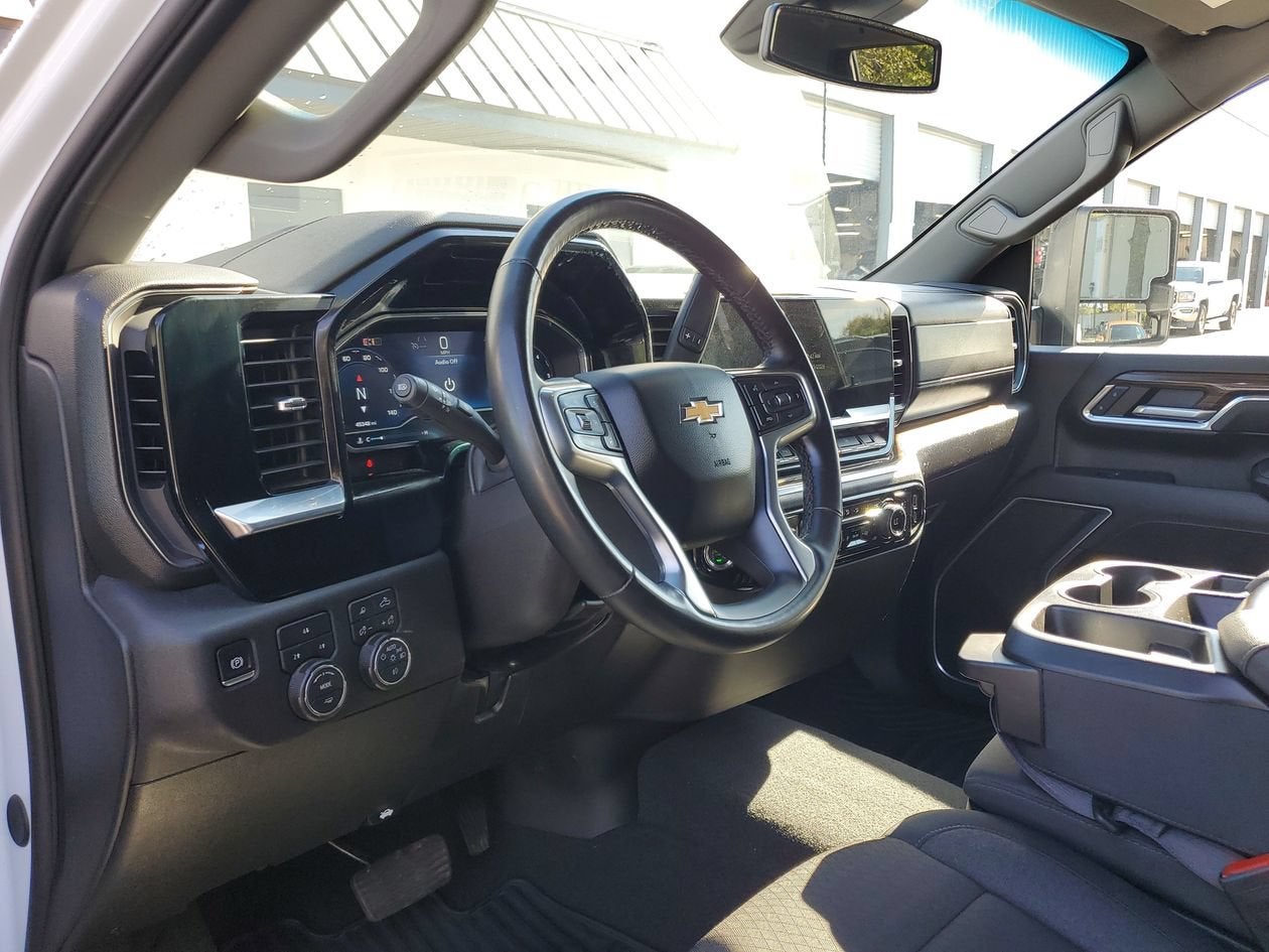 2025 Chevrolet Silverado 3500 HD LT