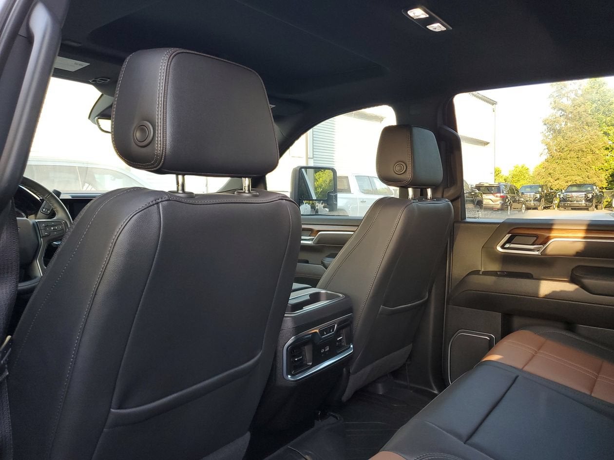 2025 Chevrolet Silverado 3500 HD High Country DRW