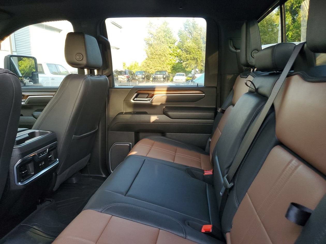 2025 Chevrolet Silverado 3500 HD High Country DRW