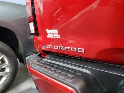 2025 Chevrolet Colorado WT/LT