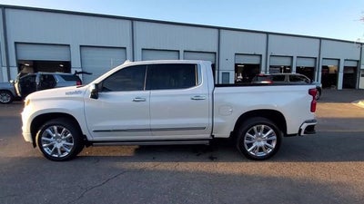 2022 Chevrolet Silverado 1500 High Country