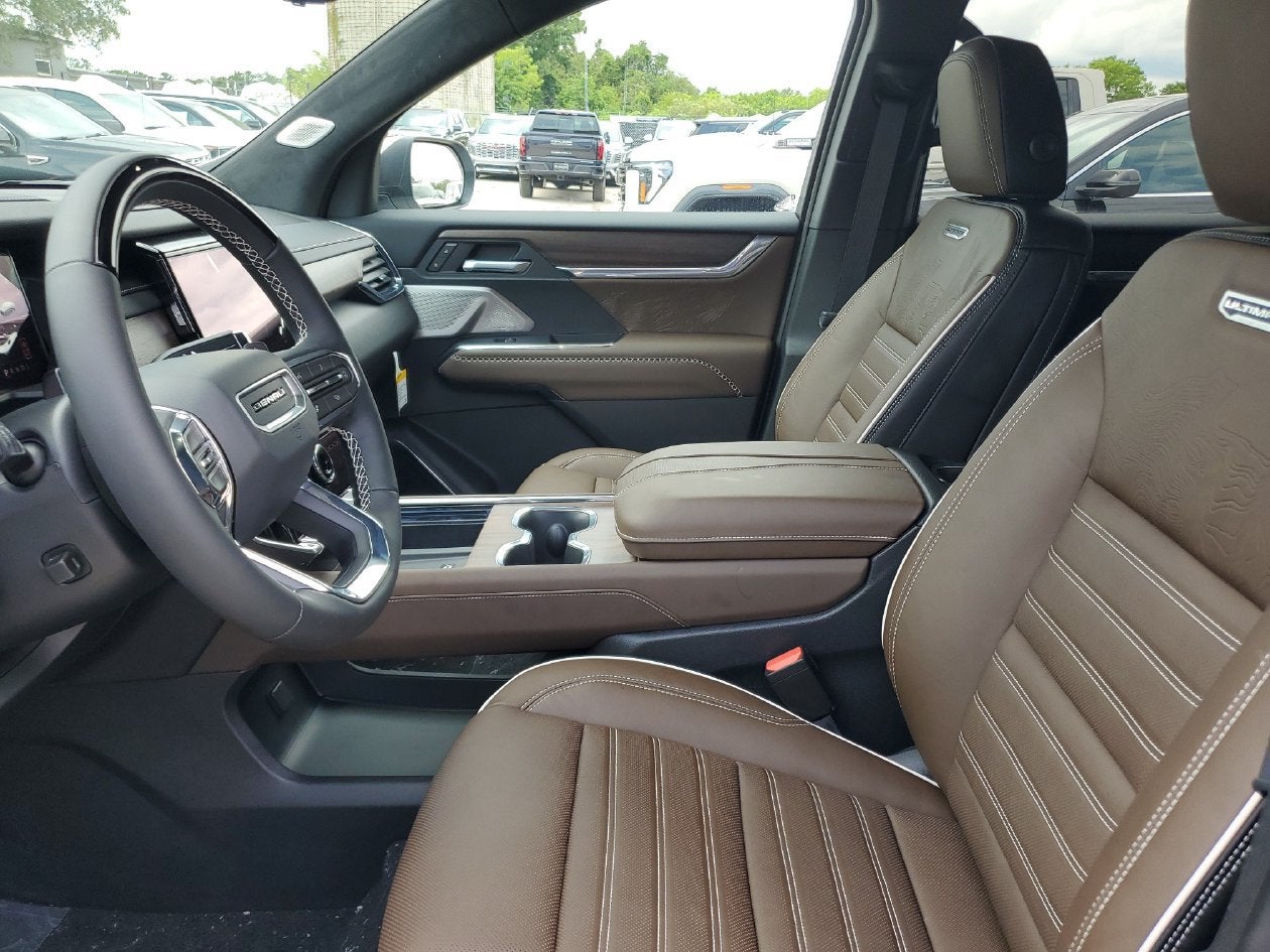 2027 GMC Acadia Denali Ultimate