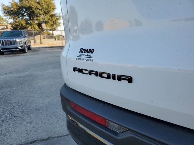 2026 GMC Acadia Elevation