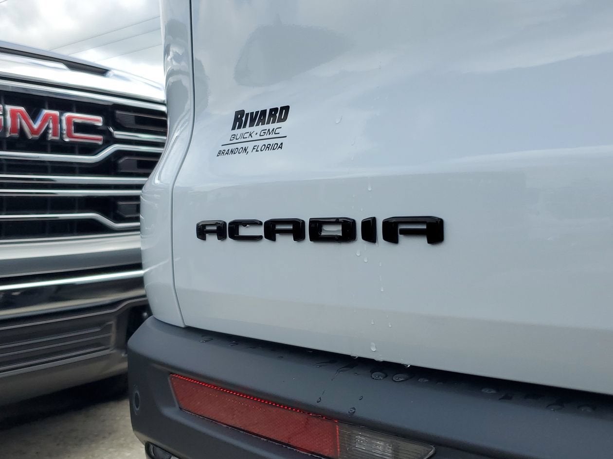 2027 GMC Acadia Elevation