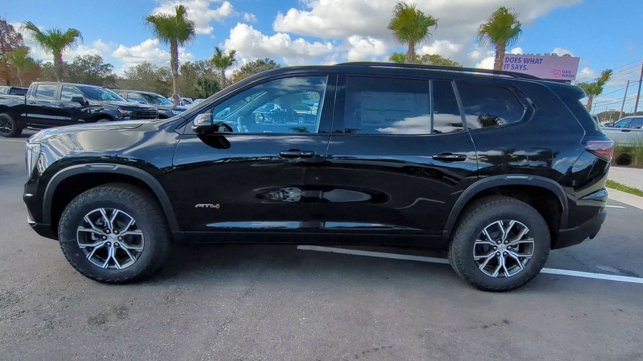2026 GMC Acadia AT4