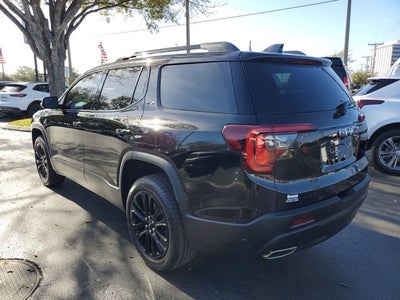 2022 GMC Acadia SLT