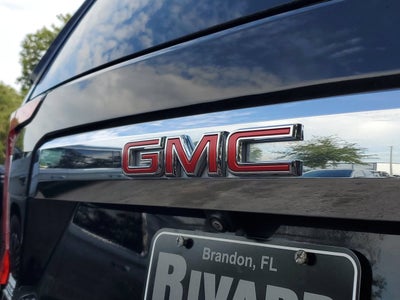 2024 GMC Yukon SLT