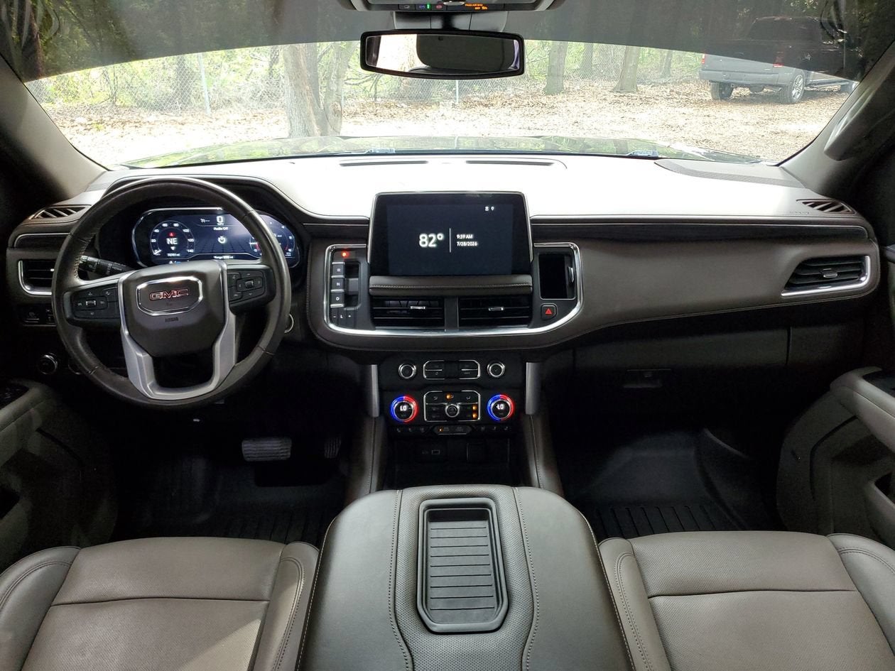 2023 GMC Yukon SLT