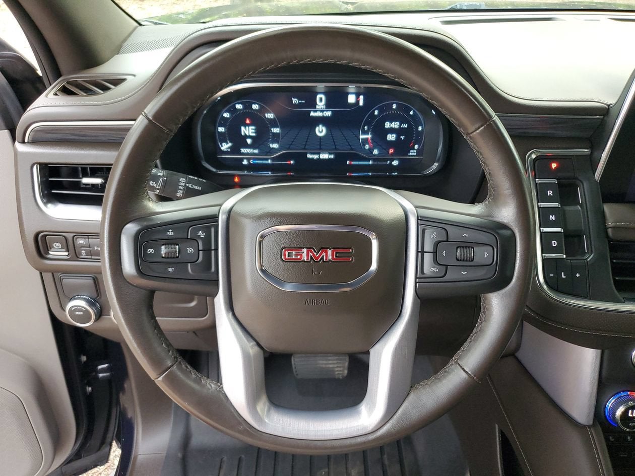 2023 GMC Yukon SLT