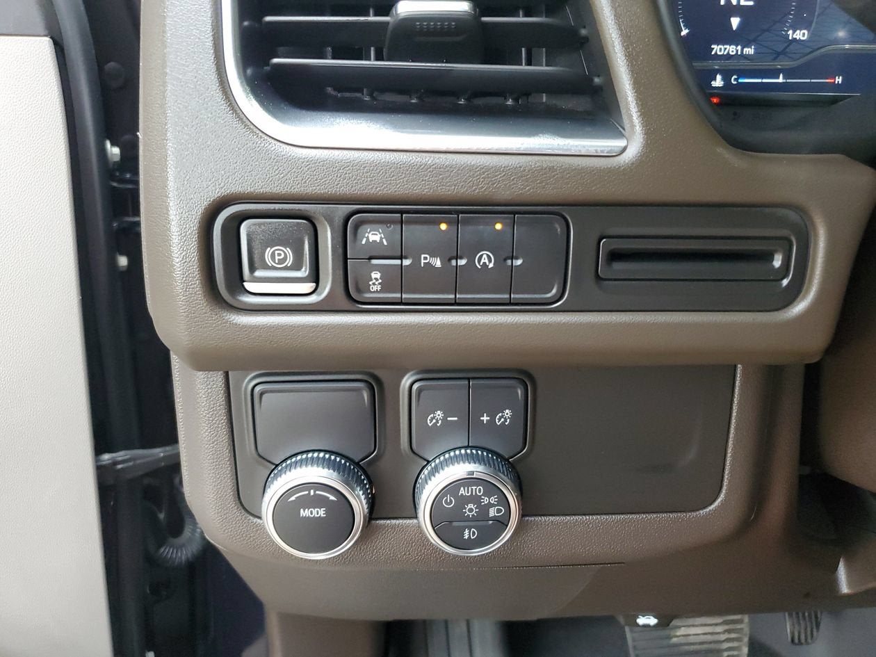 2023 GMC Yukon SLT