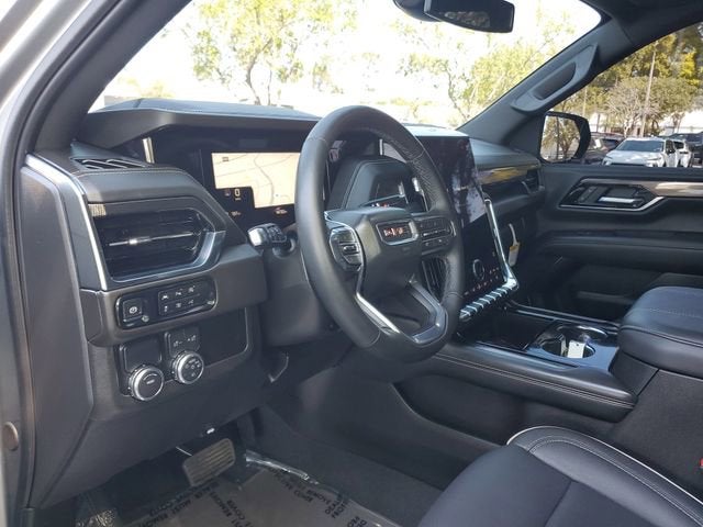 2025 GMC Yukon Elevation