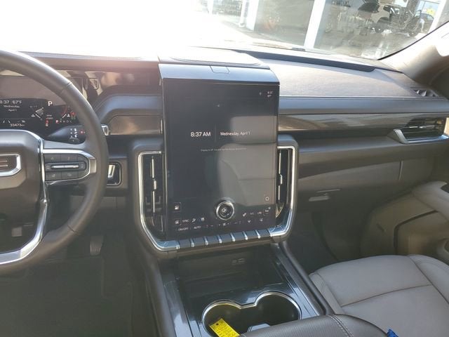 2025 GMC Yukon Elevation