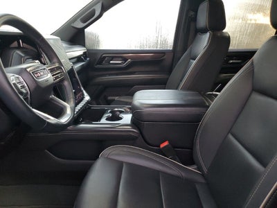 2025 GMC Yukon Elevation