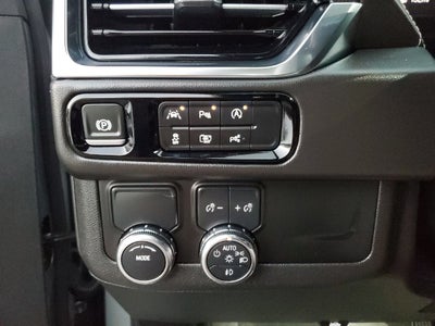 2025 GMC Yukon Elevation