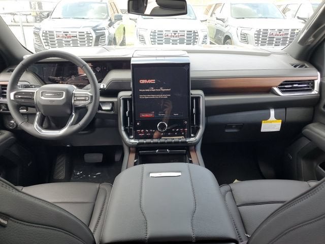 2026 GMC Yukon Denali - Photo 12
