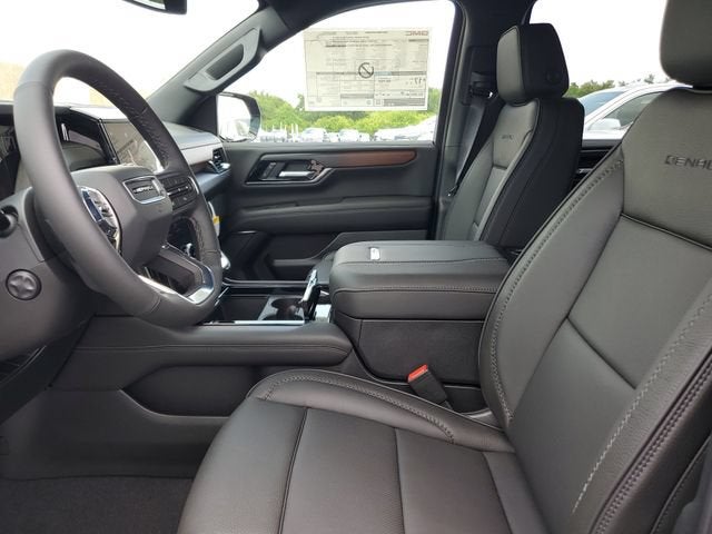 2026 GMC Yukon Denali - Photo 19